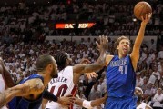 NBA,爱德华兹45分准绝杀尼克斯,森林狼加时逆转登顶东部